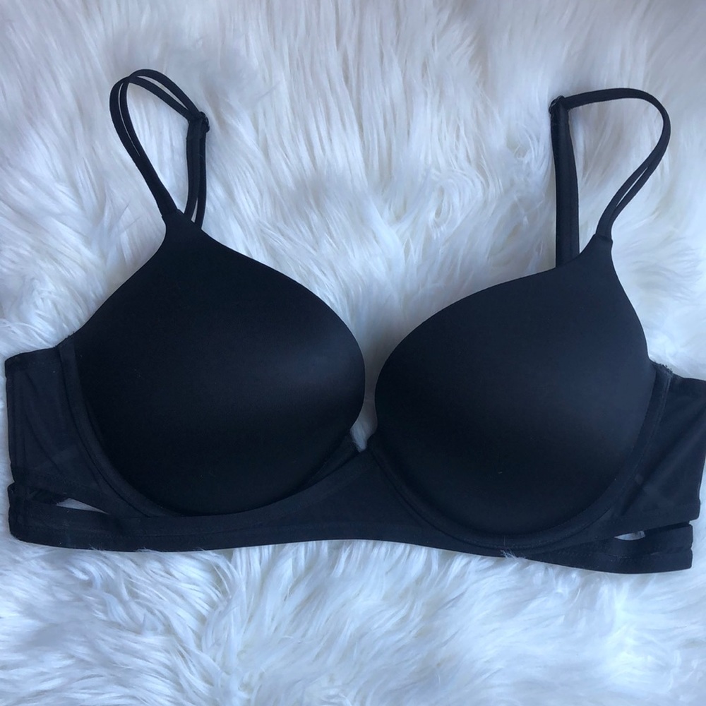 Victoria’s Secret very sexy push-up